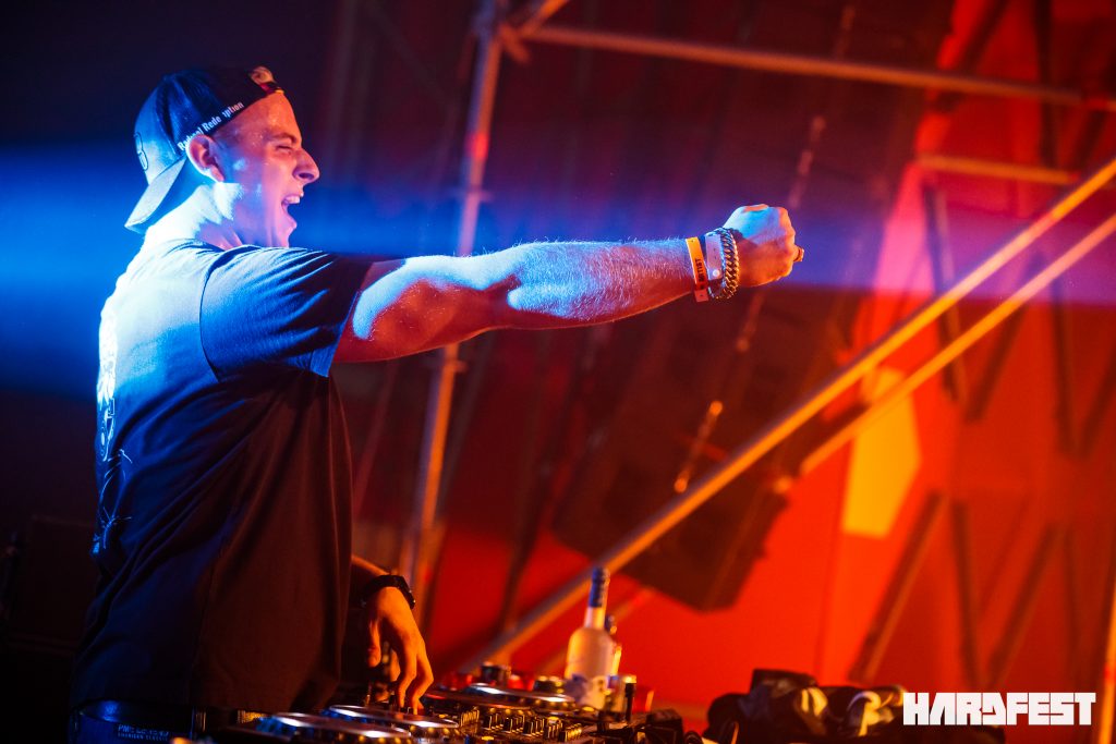 Earlybird tickets uitverkocht. Zaterdag start de Discount verkoop!